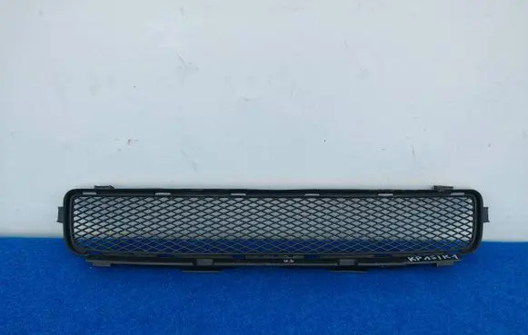 Lexus GS 300 350 430 450H Front bumper lower grill 53112-30230
