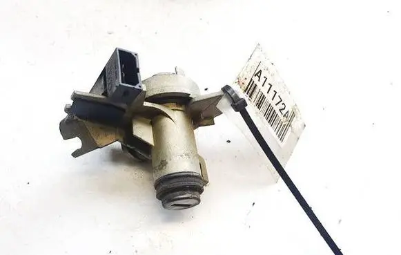 Audi A4 S4 B6 8E 8H Tailgate exterior lock E0827573 8E0827573