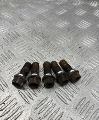 BMW 5 F10 F11 Nuts/bolts 
