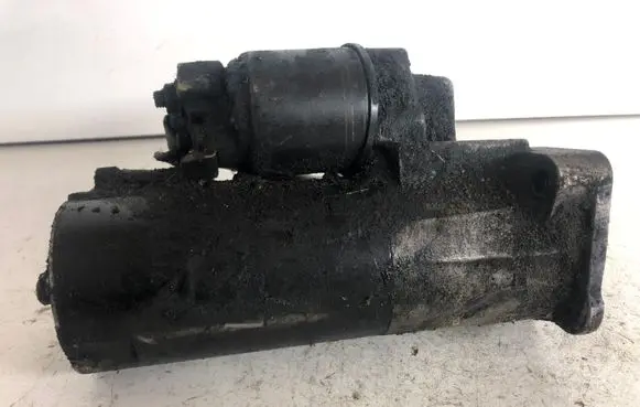 Volkswagen PASSAT B5.5 Starter motor