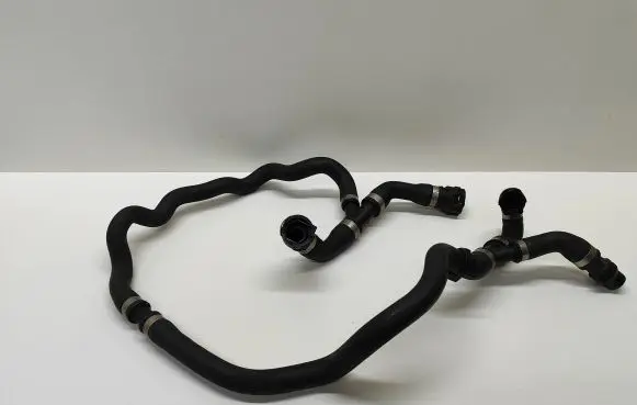 BMW 5 E60 E61 Engine coolant pipe/hose 7512727 7509984