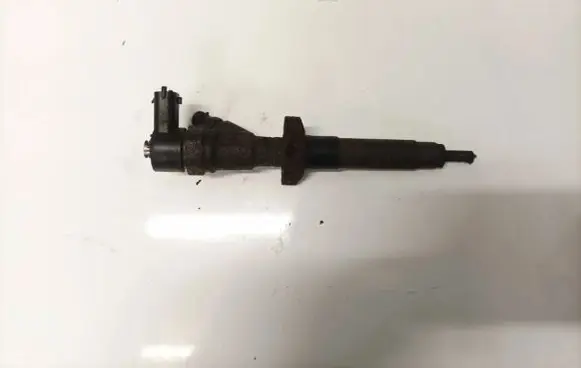 Renault Master II Fuel injector 8200112289 0445110