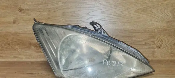 Ford Focus Headlight/headlamp Xs4113005