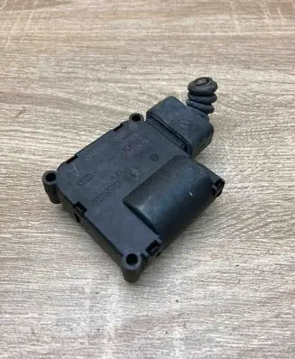 Audi A6 S6 C6 4F Air flap motor/actuator 4F0820511A 0132801359 WITHPLUG