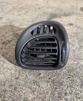 Citroen Xsara Picasso Dash center air vent grill 9631280177