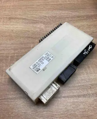 BMW 5 E39 Comfort/convenience module 8376691 60837710