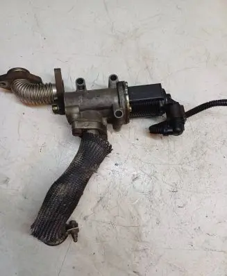 Opel Vectra C EGR valve 50024005 10T130 B714