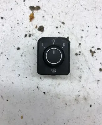Volkswagen PASSAT B8 Wing mirror switch 3G0959565A