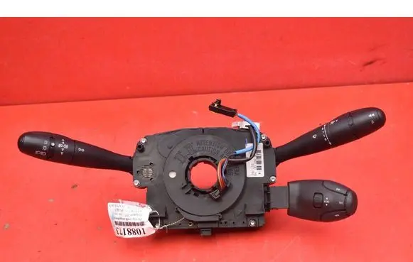 Peugeot 207 CC Other switches/knobs/shifts 96657284XT