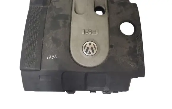 Volkswagen Jetta V Engine cover (trim) 03C129607N 4608385916