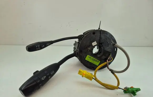Mercedes-Benz C W203 Steering wheel column trim A0004622623 A20354015459051 K3AA040832