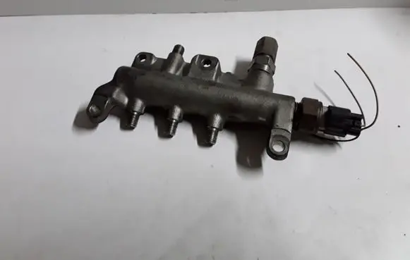 Saab 9-5 Fuel main line pipe