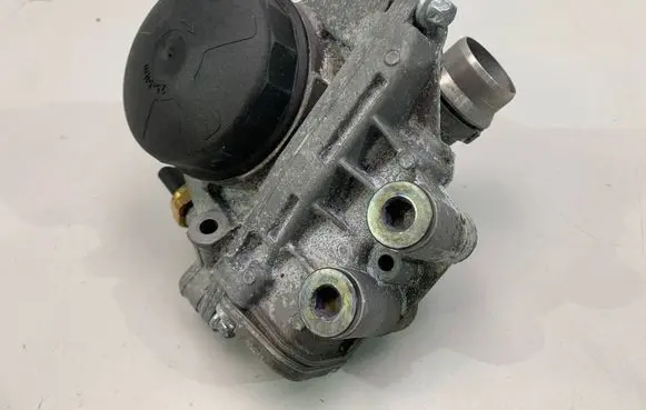 Engine oil radiator