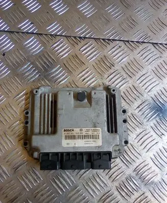 Renault Scenic II - Grand scenic II Engine control unit/module 8200391966