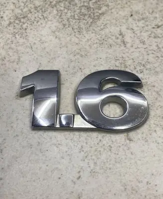 Volkswagen Golf V Manufacturers badge/model letters 
