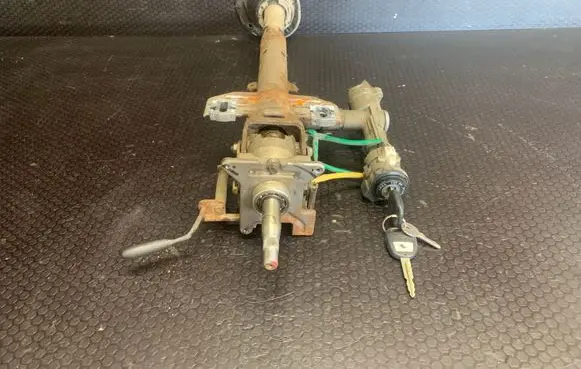 Hyundai Terracan Steering wheel axle 