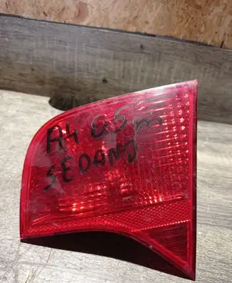 Audi A4 S4 B7 8E 8H Tailgate rear/tail lights