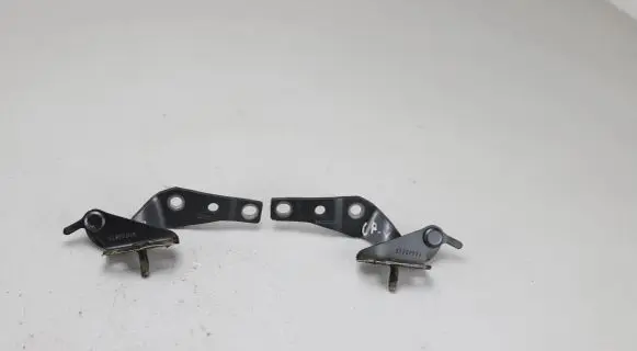 Honda CR-V Loading door upper hinge 070EPD5E 029EFDXE