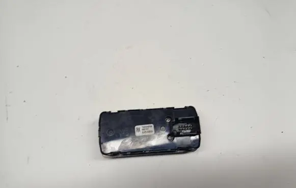 Opel Vectra C Electric window control switch 13224059 08310T
