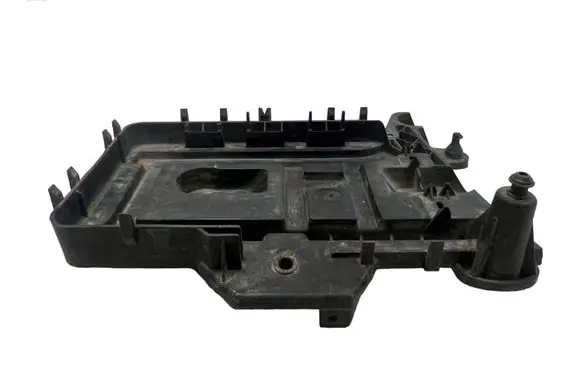 Volkswagen Golf V Battery tray 1K0915333C