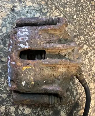 Citroen C4 I Front brake caliper