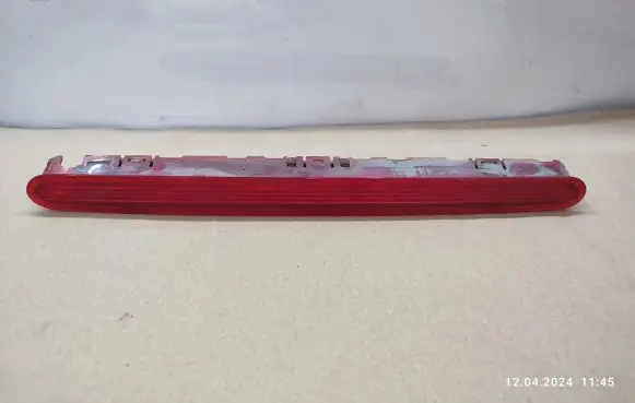 Volkswagen Touran I Third/center stoplight 1T0945097A