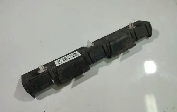 Renault Thalia I Front bumper mounting bracket 7700463146