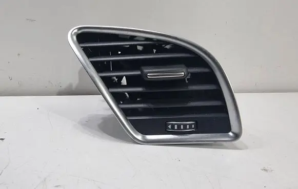 Audi A5 Sportback 8TA Dashboard side air vent grill/cover trim 8T1820902G