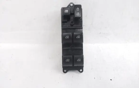Mitsubishi Outlander Electric window control switch 8608A416