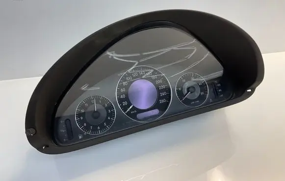 Mercedes-Benz CLK A209 C209 Speedometer (instrument cluster) A2095403511 110080251005 2095403511