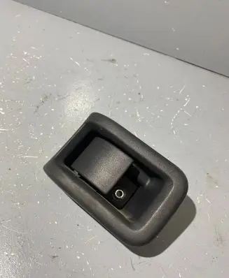 Volvo XC60 Engine bonnet (hood) release handle 30779851