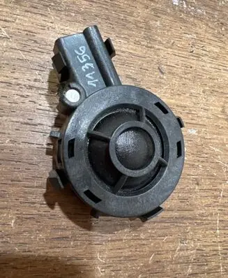 Volvo V70 High frequency speaker in the rear doors 31252330