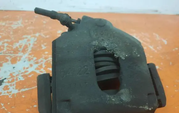 Ford Fusion Front brake caliper