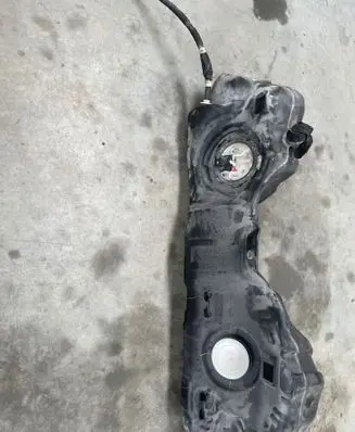 BMW 2 G42 Fuel tank 8740572 4975940