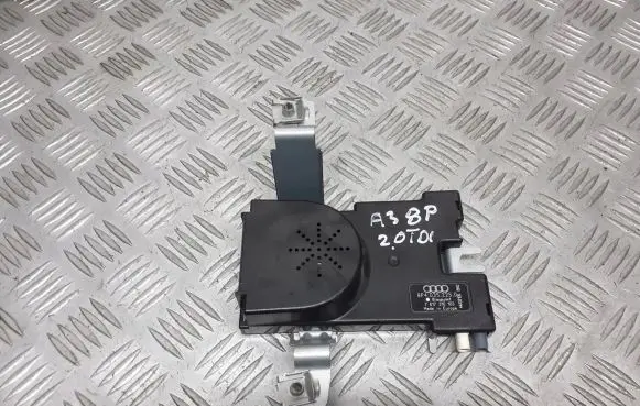 Audi A3 S3 8P Sound amplifier 8P4035225D