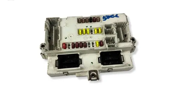 Fiat 500L SAM control unit 52039539 10R041061 116RI000030