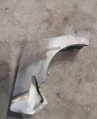 BMW 5 G30 G31 Other engine bay part 8647819