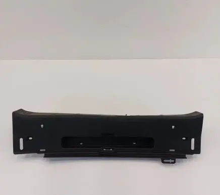 Trunk/boot sill cover protection