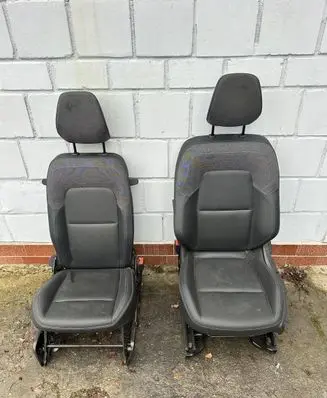 Nissan Townstar Seat set 