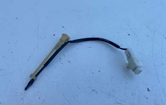 Toyota Avensis T220 Sensor 8250 82506U