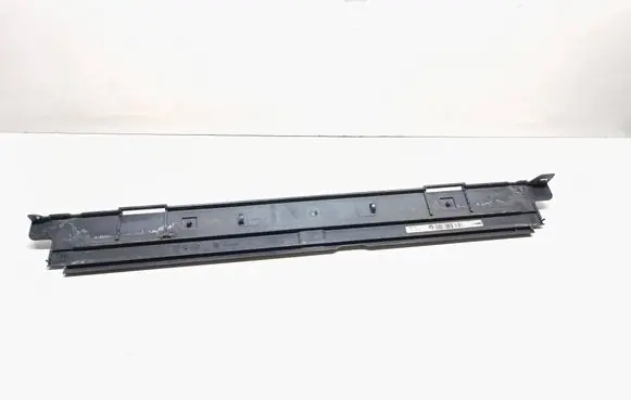 BMW 3 F30 F35 F31 Radiator trim 7600543