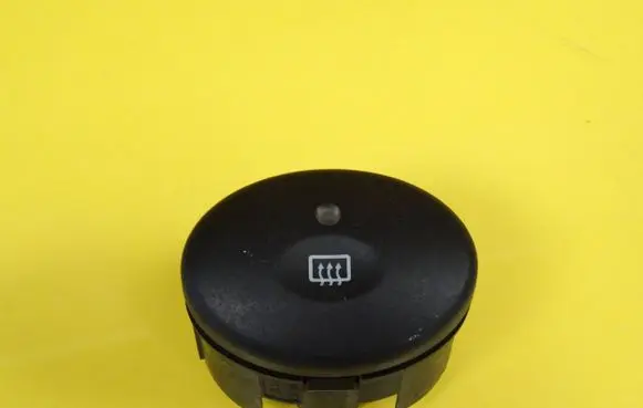 Ford Escort Windscreen/window heater switch 95AG18C621AA