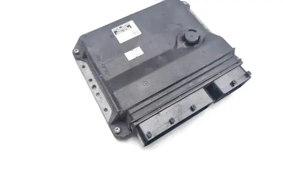 Toyota Prius (XW20) Engine control unit/module 89661-47200 275400-8761