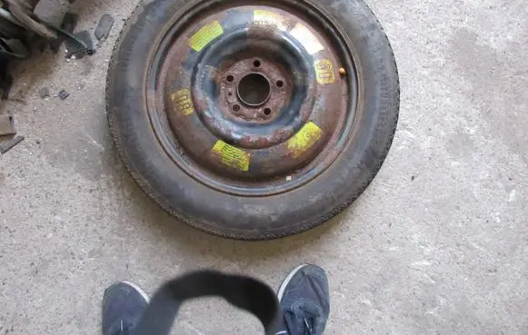 Citroen C4 Grand Picasso R16 spare wheel 