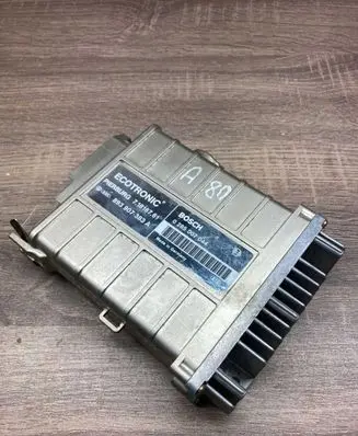 Volkswagen Golf II Engine control unit/module ECU 893907383A 0285007044