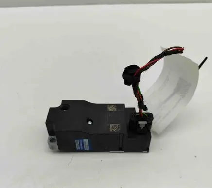 Audi A5 Steering wheel lock 8B3905861