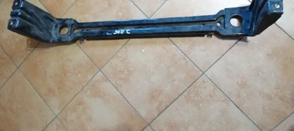 Chrysler 300C Front axle beam