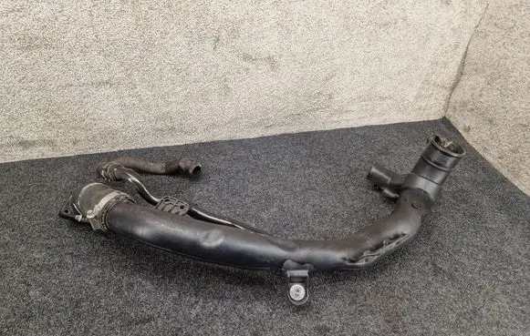 Volkswagen PASSAT B7 Intercooler hose/pipe 1K0145840AC 5N0121051A 03L131111A
