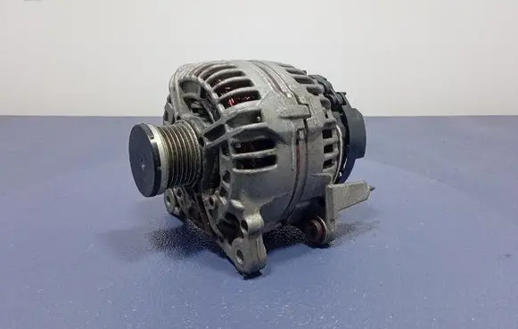 Seat Ibiza IV (6J,6P) Generator/alternator 03F903023D