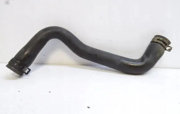 Renault Scenic II - Grand scenic II Engine coolant pipe/hose 8200032045